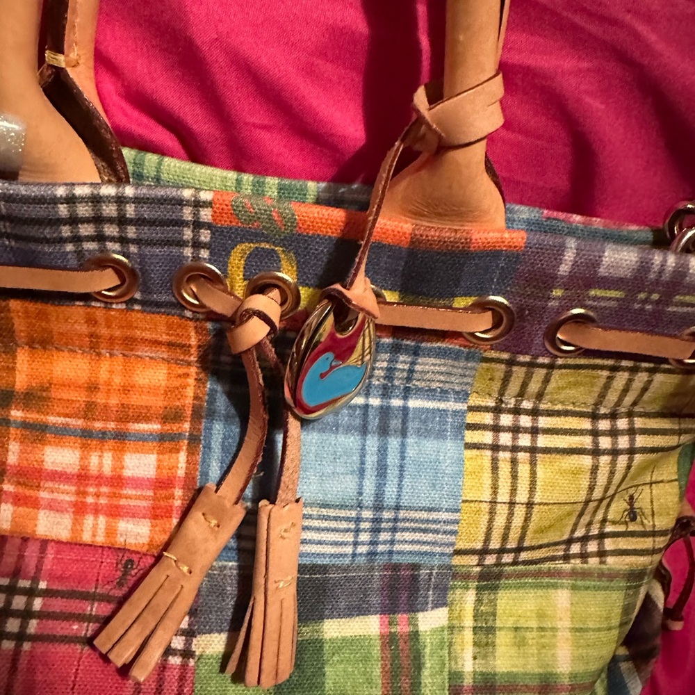 Dooney & Bourke Patchwork Crossbody Bag 13 x 7” & Flats SZ 9 plus Bonus wristlet - Picture 2 of 16